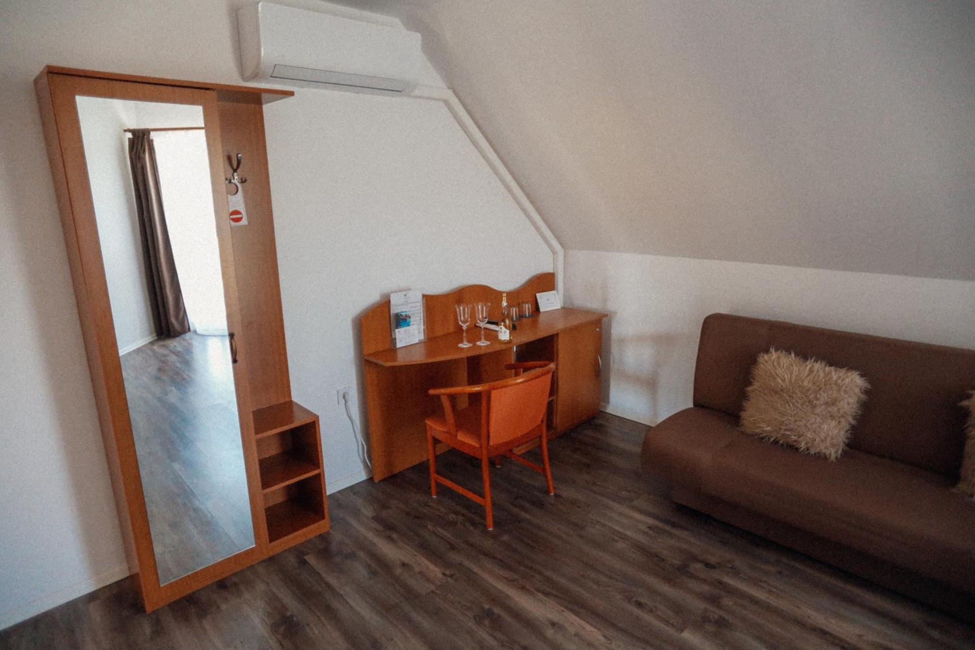 Demjén Megnyugtat-Lak Apartmanhaz מראה חיצוני תמונה