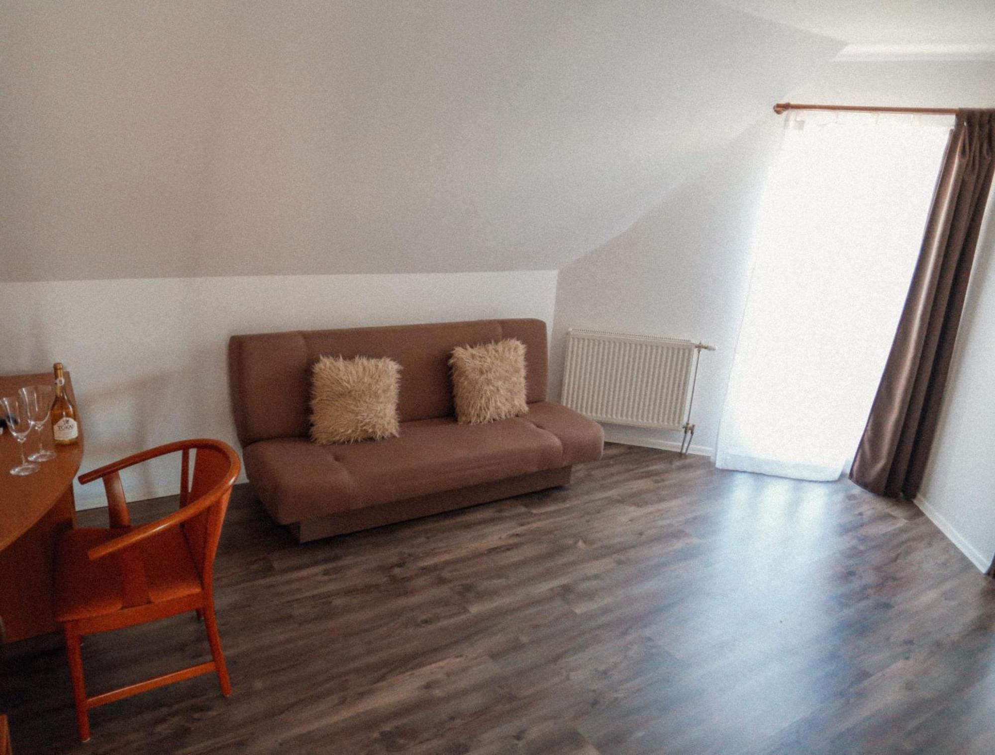 Demjén Megnyugtat-Lak Apartmanhaz מראה חיצוני תמונה